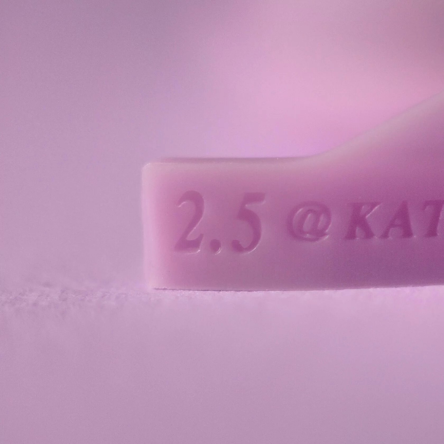 KATYA VINOG Плотные валики для верхних ресниц (1 пара) с клевером