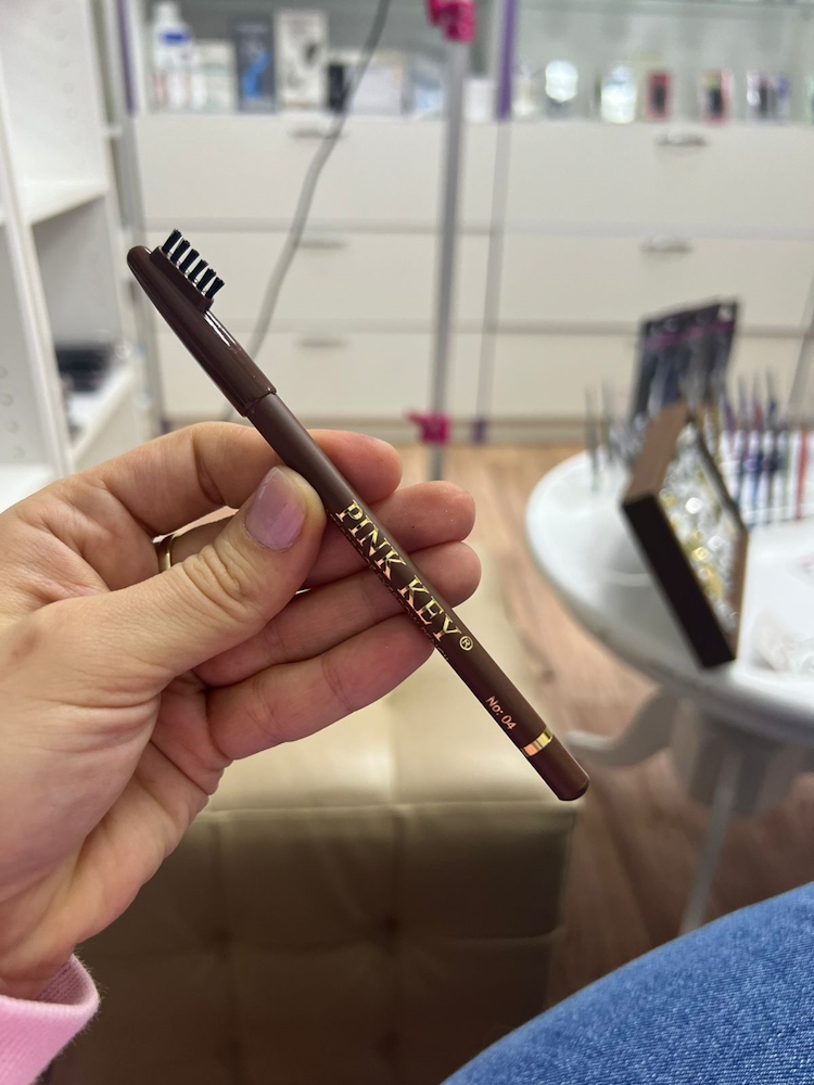 Карандаш для бровей с щеточкой PINK KEY