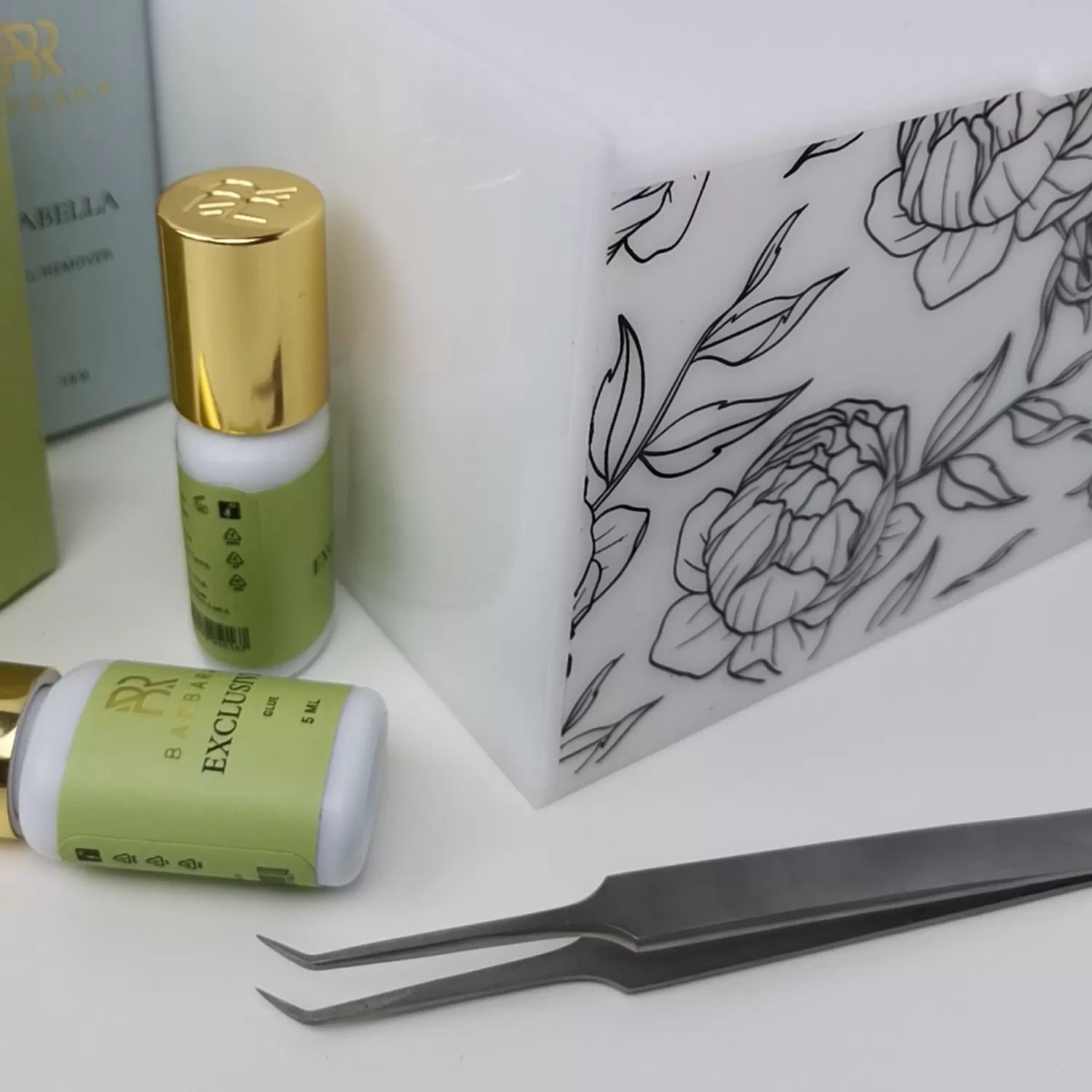 Barbara Лэшбокс белый 10 планшетов Пион